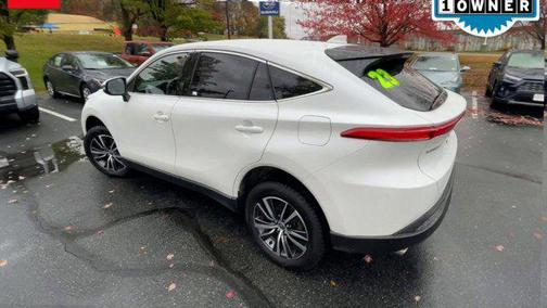 2023 Toyota Venza LE