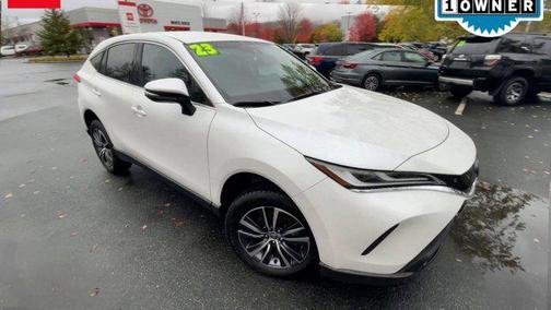 2023 Toyota Venza LE