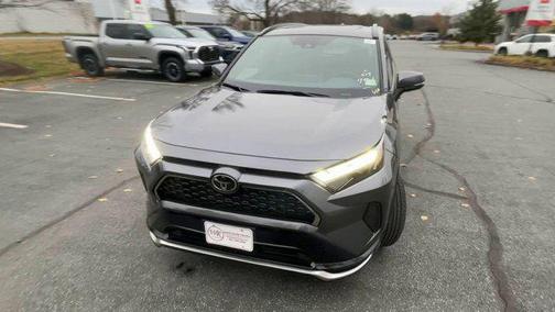 2025 Toyota RAV4 Hybrid SE