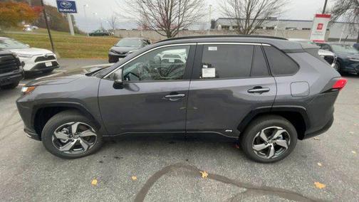 2025 Toyota RAV4 Hybrid SE