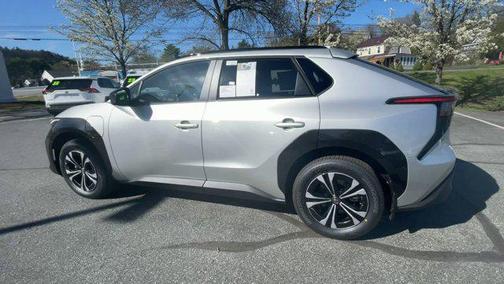 2025 Toyota bZ4X XLE