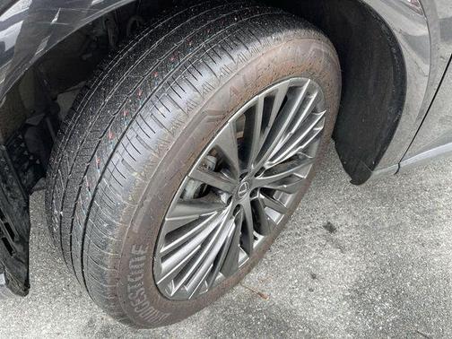 Caviar 2024 Lexus RX 450h+ Base