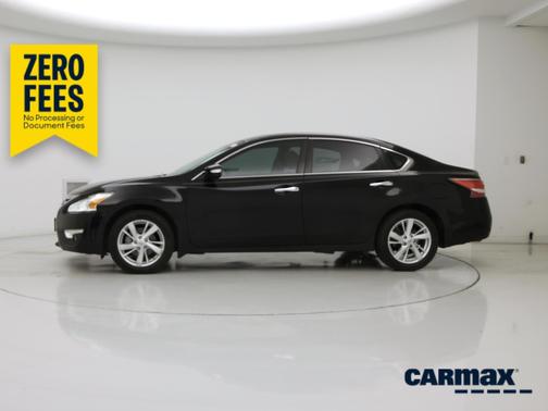 Black 2015 Nissan Altima SV