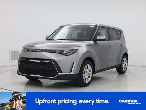 Gray 2025 Kia Soul LX