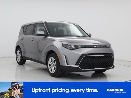 Gray 2025 Kia Soul LX