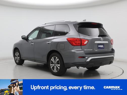 2020 Nissan Pathfinder SV