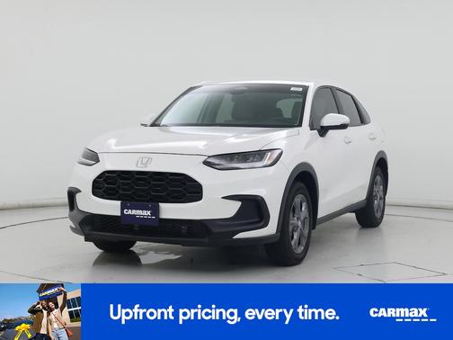 White 2026 Honda HR-V LX