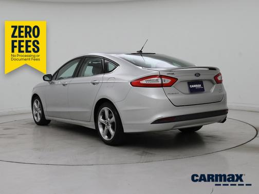 Silver 2014 Ford Fusion SE
