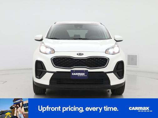 White 2021 Kia Sportage LX