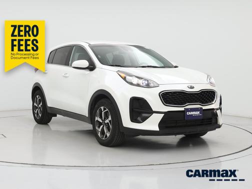 White 2021 Kia Sportage LX