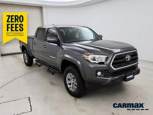 Gray 2017 Toyota Tacoma SR5