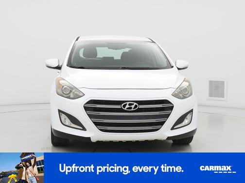 White 2016 Hyundai ELANTRA GT