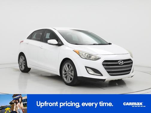 White 2016 Hyundai ELANTRA GT