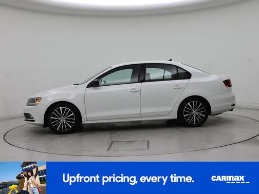 White 2016 Volkswagen Jetta Sport