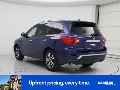 2020 Nissan Pathfinder SL