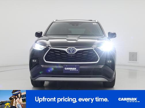 Black 2021 Toyota Highlander Hybrid Platinum