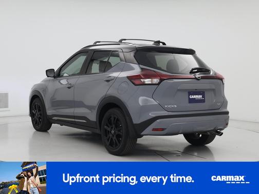Gray 2023 Nissan Kicks SR