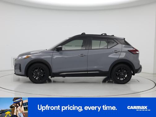 Gray 2023 Nissan Kicks SR