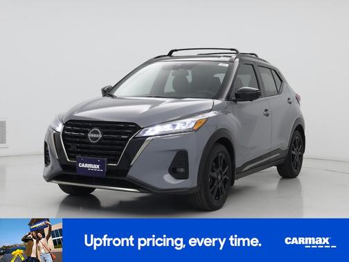 Gray 2023 Nissan Kicks SR