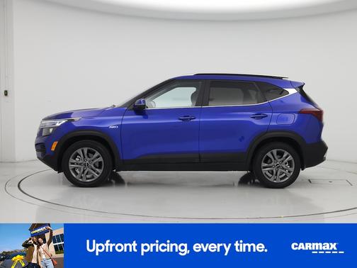 Blue 2023 Kia Seltos S