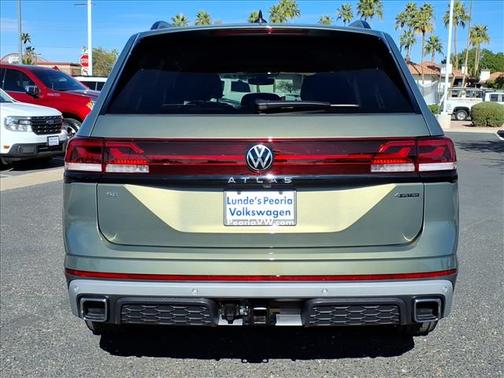 2025 Volkswagen Atlas Peak Edition 4Motion