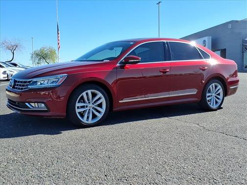 2018 Volkswagen Passat 2.0T SEL Premium