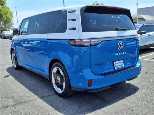 2025 Volkswagen ID. Buzz Pro S Plus