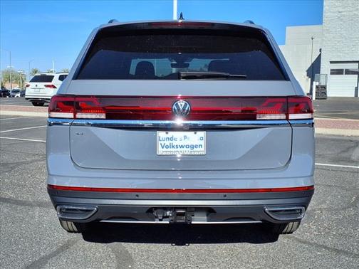 2025 Volkswagen Atlas SE