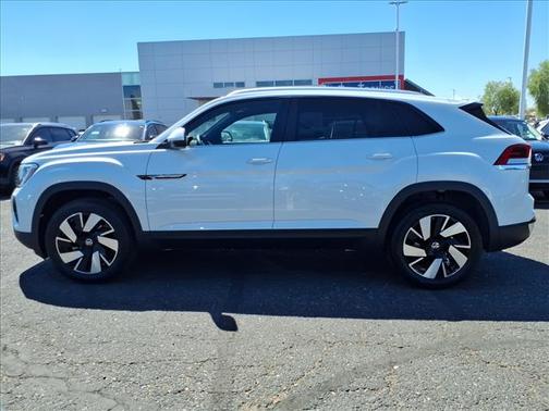 2026 Volkswagen Atlas Cross Sport 2.0T SE w/Technology 4MOTION