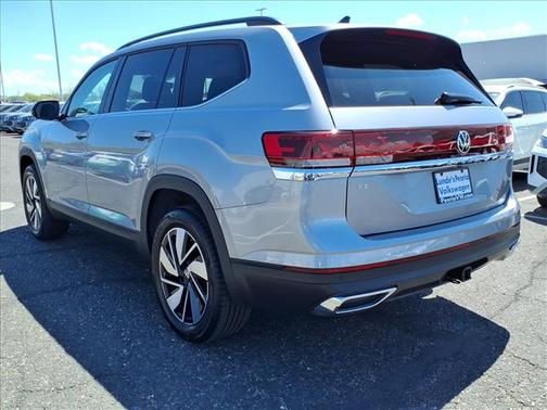 2026 Volkswagen Atlas SE