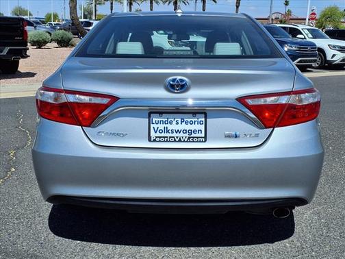 2016 Toyota Camry Hybrid SE