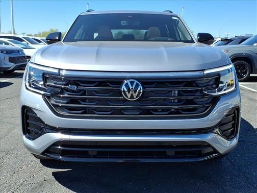 2026 Volkswagen Atlas Cross Sport 2.0T SEL