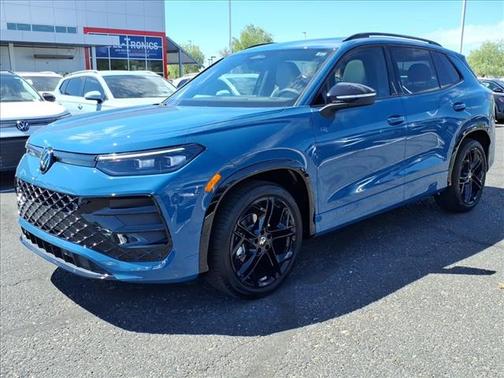 2025 Volkswagen Tiguan 2.0T SE R-Line Black