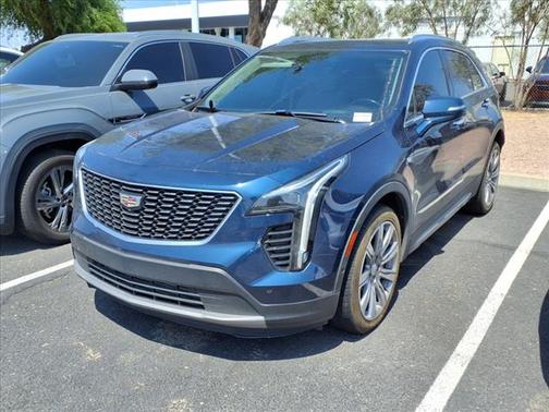 2020 Cadillac XT4 Premium Luxury