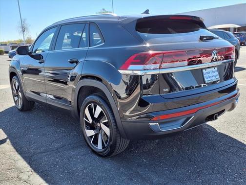 2025 Volkswagen Atlas Cross Sport 2.0T SE w/Technology 4MOTION
