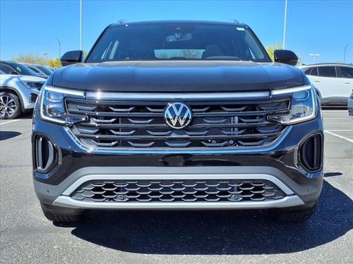 2025 Volkswagen Atlas Cross Sport 2.0T SE w/Technology 4MOTION