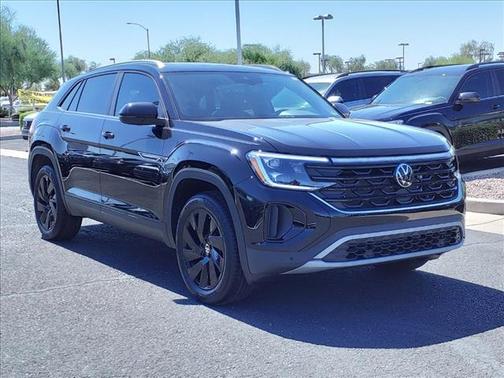 2026 Volkswagen Atlas Cross Sport 2.0T SE w/Technology