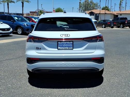 Glacier White Metallic 2025 Audi Q4 e-tron Premium Plus 45