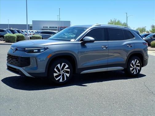 Platinum Gray Metallic 2025 Volkswagen Tiguan 2.0T S