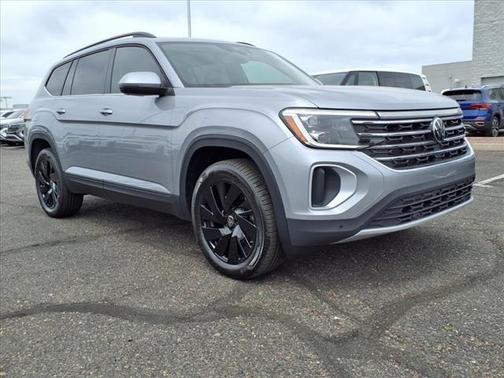 2026 Volkswagen Atlas SE