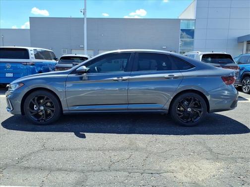 2025 Volkswagen Jetta 1.4T SE