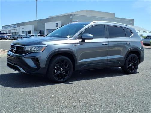 Grey 2022 Volkswagen Taos SE