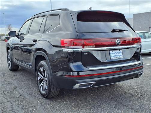 2025 Volkswagen Atlas SE