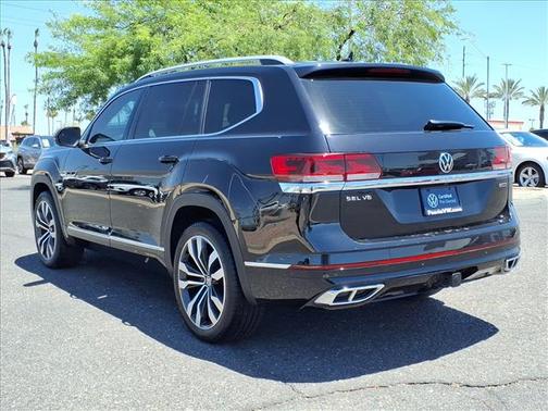 Black 2022 Volkswagen Atlas V6 SEL Premium R-Line 4Motion