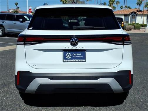 2025 Volkswagen Tiguan 2.0T SE