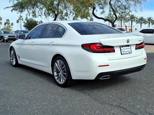2023 BMW 530 i