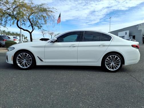 2023 BMW 530 i