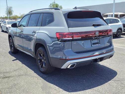 2025 Volkswagen Atlas Peak Edition 4Motion