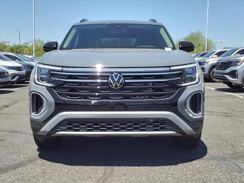 2025 Volkswagen Atlas Peak Edition 4Motion