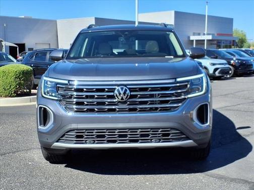 2025 Volkswagen Atlas SE